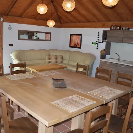 Vila Adams Guest house Saints Constantine and Helena