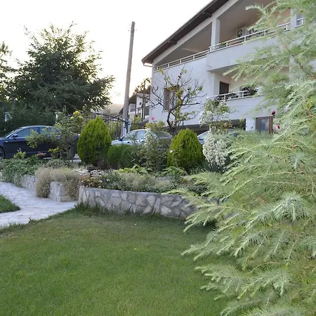 Vila Adams Guest house Saints Constantine and Helena